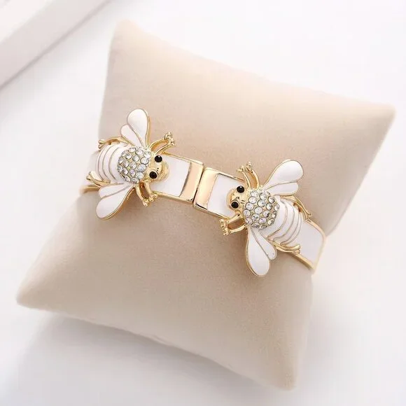 Gold Tone White Enamel Bee Bangle Bracelet Crystal Rhinestone Insect Statement - Picture 9 of 12